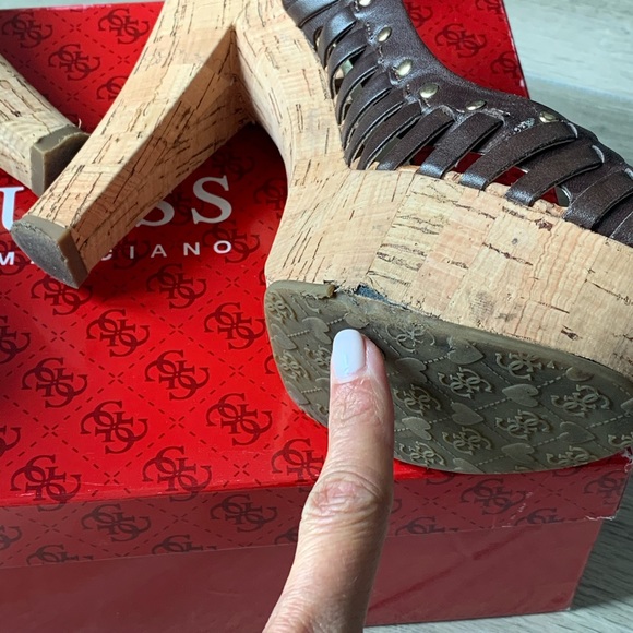 Guess GW Jarrett Cork Heels - Picture 3 of 6